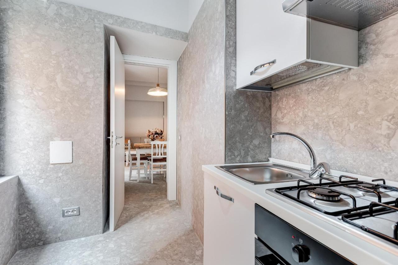 Crystal Trevi Fountain - Romedreamhome Bagian luar foto